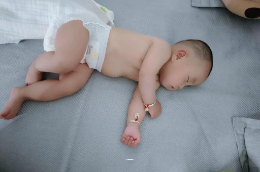 莆田1岁宝宝可以吃盐吗